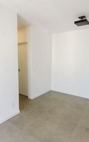 Apartamento à venda com 58m², 2 quartos e 1 vaga Apartamento à venda com 58m², 2 quartos e 1 vagaSala