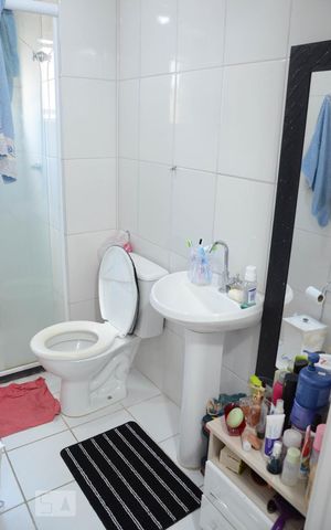 Apartamento à venda com 49m², 2 quartos e 2 vagasBanheiro