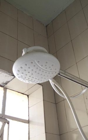 Casa à venda com 100m², 2 quartos e 1 vagaLavabo