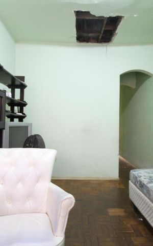 Casa à venda com 100m², 2 quartos e 1 vagaSala
