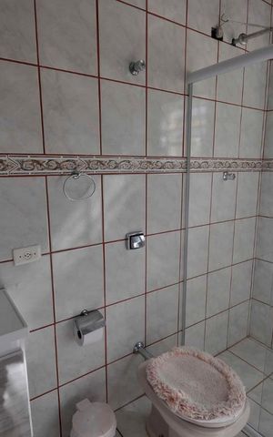 Casa à venda com 250m², 4 quartos e 2 vagasBanheiro Social