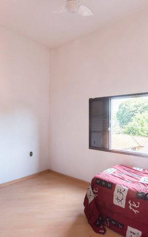Casa para alugar com 400m², 5 quartos e 1 vaga Casa para alugar com 400m², 5 quartos e 1 vagaQuarto 02