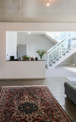 Apartamento à venda com 135m², 1 quarto e 2 vagas Apartamento à venda com 135m², 1 quarto e 2 vagasSala