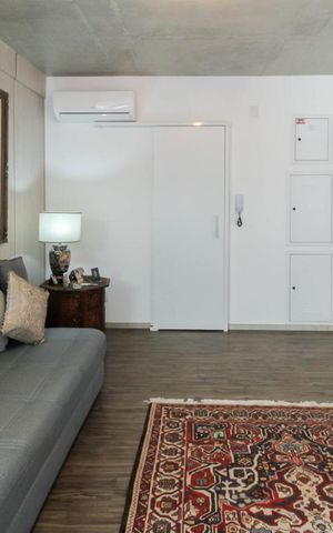 Apartamento à venda com 135m², 1 quarto e 2 vagas Apartamento à venda com 135m², 1 quarto e 2 vagasSala