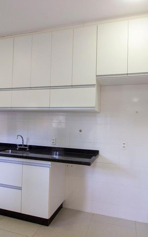 Apartamento para alugar com 80m², 2 quartos e 2 vagasCozinha - Armários