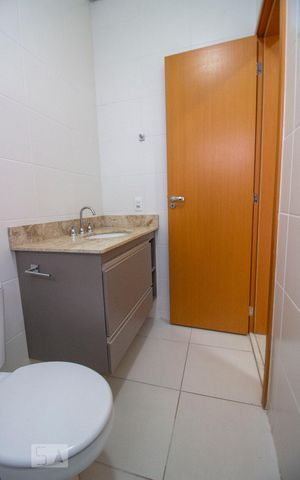 Apartamento para alugar com 80m², 2 quartos e 2 vagasBanheiro da Suíte 1