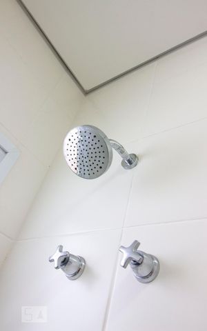 Apartamento para alugar com 80m², 2 quartos e 2 vagasChuveiro