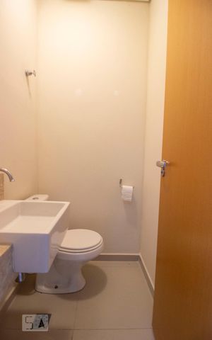 Apartamento para alugar com 80m², 2 quartos e 2 vagasLavabo