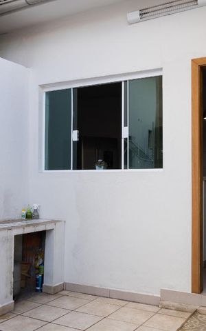 Casa à venda com 80m², 3 quartos e sem vaga Casa à venda com 80m², 3 quartos e sem vagaÁrea comum