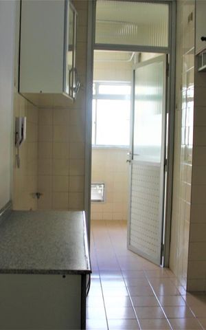 Apartamento à venda com 52m², 2 quartos e 1 vagaCozinha