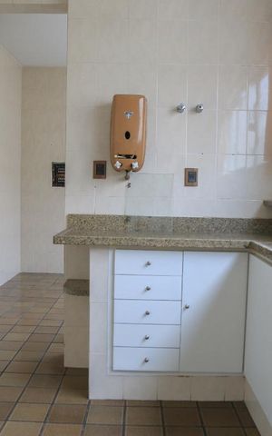 Apartamento à venda com 200m², 3 quartos e 1 vagaCozinha