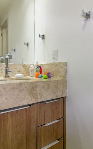 Apartamento à venda com 67m², 2 quartos e 1 vaga Apartamento à venda com 67m², 2 quartos e 1 vagaBanheiro Social