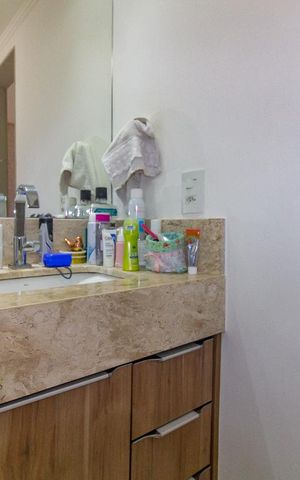 Apartamento à venda com 67m², 2 quartos e 1 vaga Apartamento à venda com 67m², 2 quartos e 1 vagaBanheiro Suíte