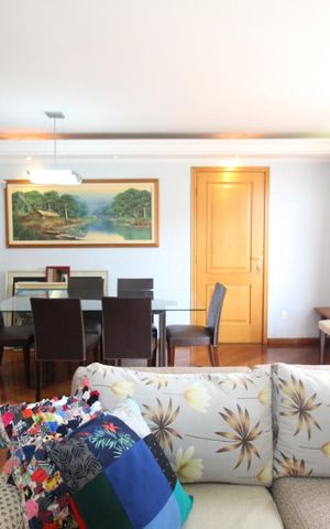 Apartamento para alugar com 134m², 4 quartos e 3 vagasSala