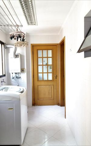 Apartamento para alugar com 134m², 4 quartos e 3 vagasÁrea de serviço