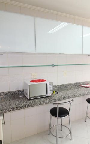 Apartamento para alugar com 134m², 4 quartos e 3 vagasCozinha