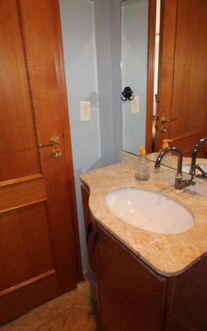 Apartamento para alugar com 134m², 4 quartos e 3 vagasLavabo