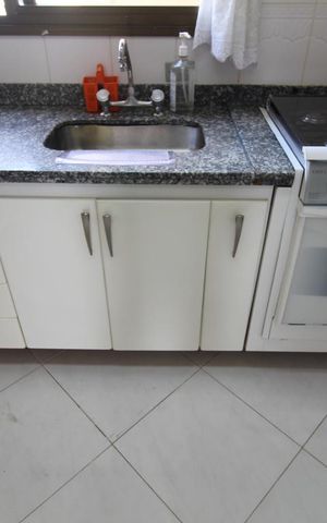 Apartamento para alugar com 134m², 4 quartos e 3 vagasCozinha