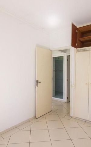 Apartamento à venda com 86m², 3 quartos e 1 vagaQuarto 2 - Armários