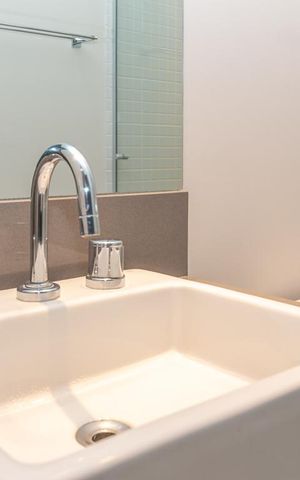 Apartamento à venda com 52m², 1 quarto e 1 vaga Apartamento à venda com 52m², 1 quarto e 1 vagaBanheiro da Suite