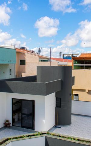 Casa à venda com 630m², 4 quartos e 8 vagas Casa à venda com 630m², 4 quartos e 8 vagasVista da Suíte 4
