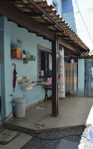 Casa à venda com 160m², 2 quartos e 1 vagaQuinta fundos