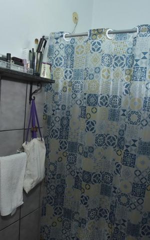 Casa à venda com 160m², 2 quartos e 1 vagaBanheiro