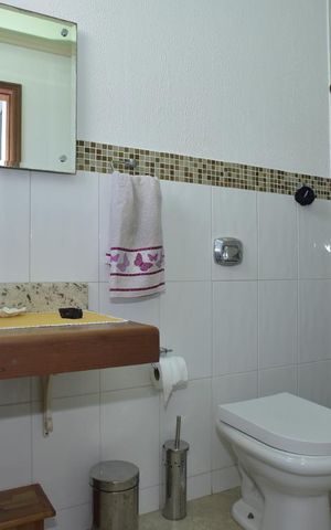 Casa à venda com 160m², 2 quartos e 1 vagaBanheiro da Suíte