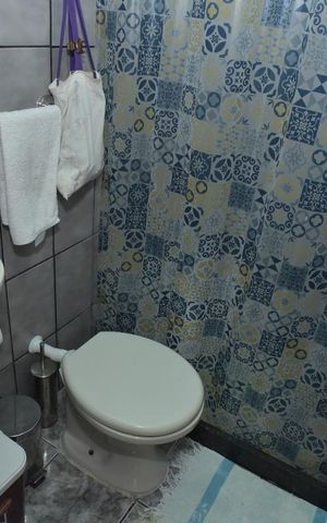 Casa à venda com 160m², 2 quartos e 1 vagaBanheiro