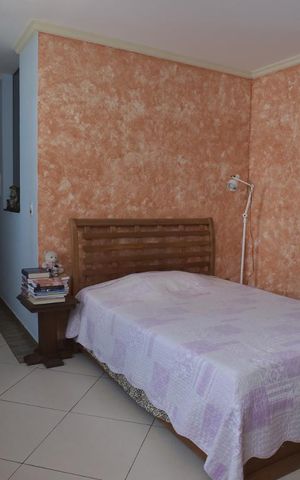 Casa à venda com 160m², 2 quartos e 1 vagaSuíte