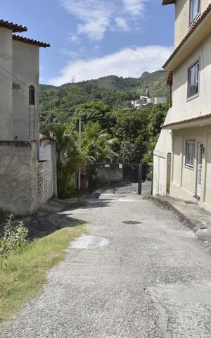 Casa à venda com 160m², 2 quartos e 1 vagaentrada da vila