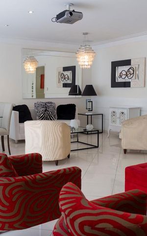Casa para alugar com 450m², 4 quartos e 6 vagasSala 1