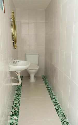 Casa para alugar com 450m², 4 quartos e 6 vagasLavabo