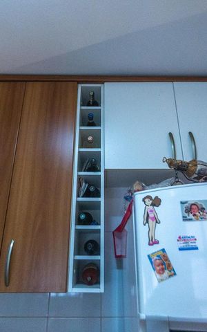 Casa à venda com 74m², 3 quartos e 2 vagas Casa à venda com 74m², 3 quartos e 2 vagasArmário