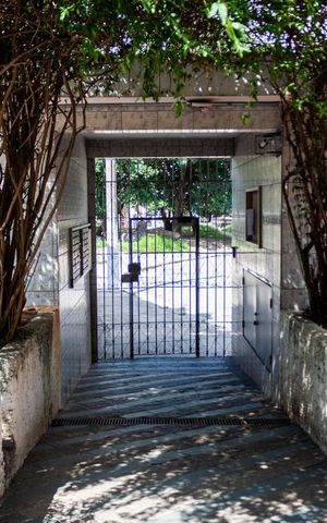 Apartamento à venda com 57m², 2 quartos e 1 vaga Apartamento à venda com 57m², 2 quartos e 1 vagaEntrada