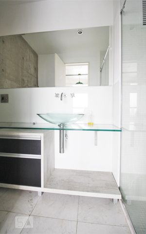 Apartamento à venda com 75m², 2 quartos e 2 vagasBanheiro