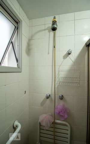 Apartamento à venda com 130m², 4 quartos e 3 vagas Apartamento à venda com 130m², 4 quartos e 3 vagasBanheiro Quarto 3