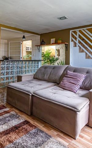Casa à venda com 135m², 4 quartos e 1 vaga Casa à venda com 135m², 4 quartos e 1 vagaSala de Estar