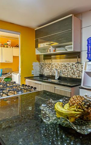 Casa à venda com 135m², 4 quartos e 1 vaga Casa à venda com 135m², 4 quartos e 1 vagaCozinha