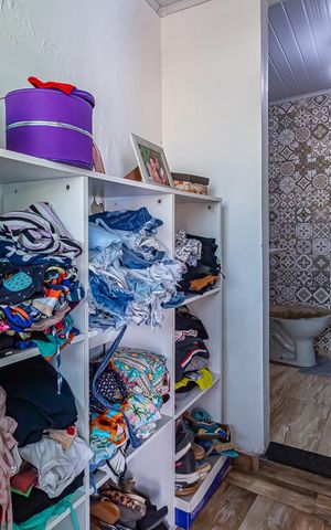 Casa à venda com 135m², 4 quartos e 1 vaga Casa à venda com 135m², 4 quartos e 1 vagaCloset do Quarto 2