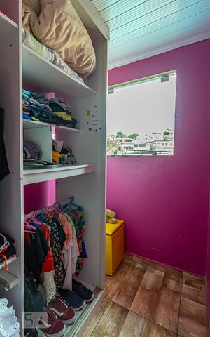 Casa à venda com 135m², 4 quartos e 1 vaga Casa à venda com 135m², 4 quartos e 1 vagaCloset do quarto 1