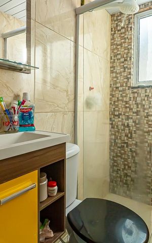 Casa à venda com 135m², 4 quartos e 1 vaga Casa à venda com 135m², 4 quartos e 1 vagaBanheiro Social 2