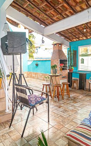 Casa à venda com 135m², 4 quartos e 1 vaga Casa à venda com 135m², 4 quartos e 1 vagaQuintal e Espaço Gourmet