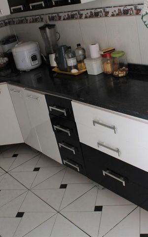 Apartamento à venda com 70m², 2 quartos e sem vagaCozinha - armários