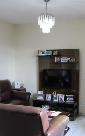 Apartamento à venda com 70m², 2 quartos e sem vagaSala