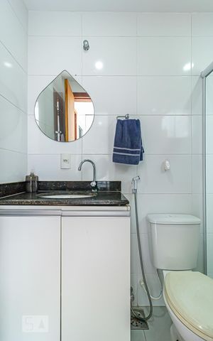 Casa à venda com 156m², 3 quartos e 1 vaga Casa à venda com 156m², 3 quartos e 1 vagaBanheiro Social 2
