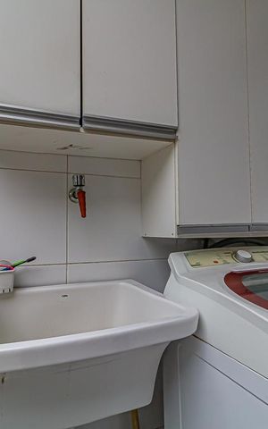 Casa à venda com 156m², 3 quartos e 1 vaga Casa à venda com 156m², 3 quartos e 1 vagaÁrea de Serviço