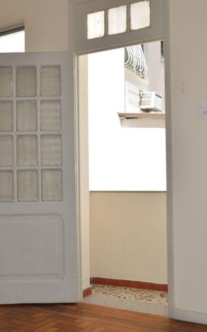 Apartamento à venda com 70m², 2 quartos e sem vagaSala