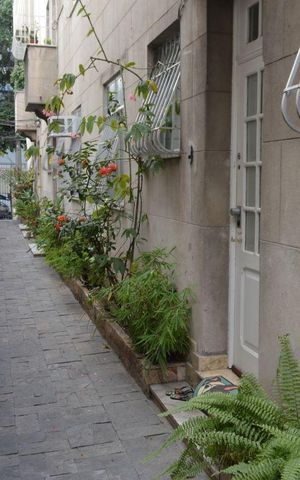 Apartamento à venda com 70m², 2 quartos e sem vagaEntrada