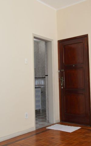 Apartamento à venda com 70m², 2 quartos e sem vagaSala